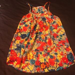 Everly flower tank